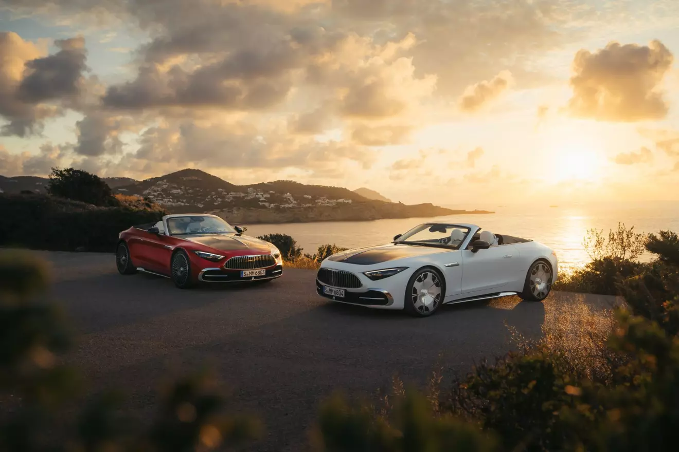 Mercedes-Maybach SL 680 Monogram-1.jpg