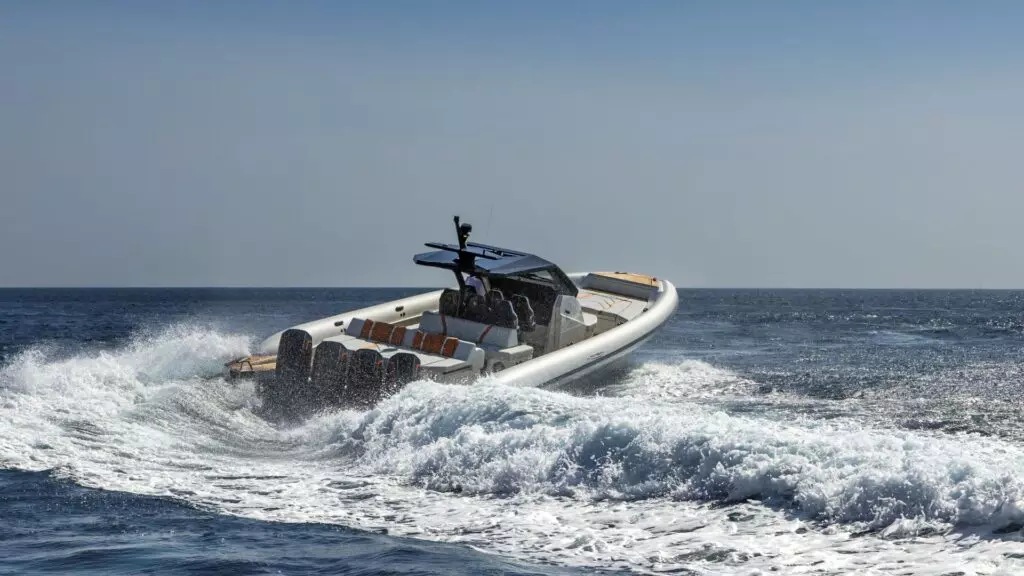 Technohull Alpha 50 glisiranje