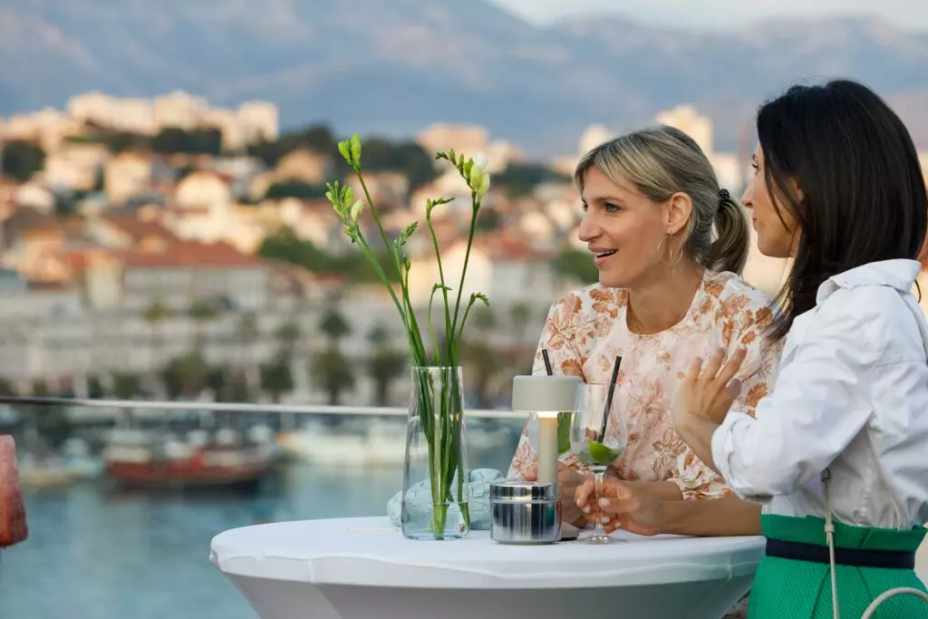 event-yachts-magazina-hotel-ambasador-24-1024x683.jpg