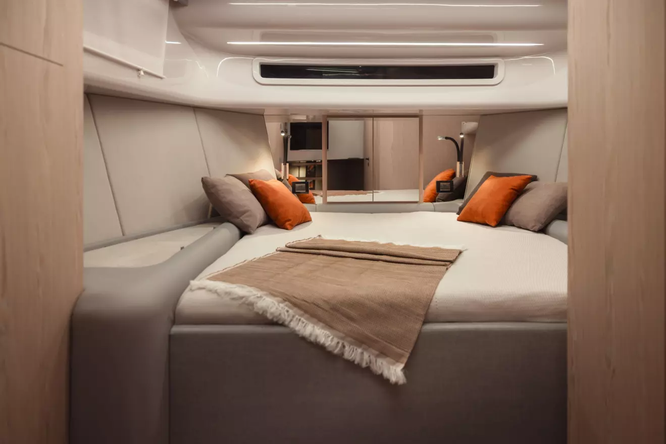 MARCOPOLO MP12 - interior.jpg