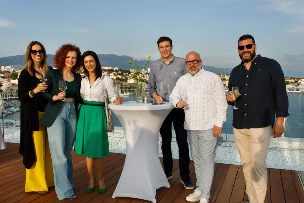 event-yachts-magazina-hotel-ambasador-12-1024x683.jpg