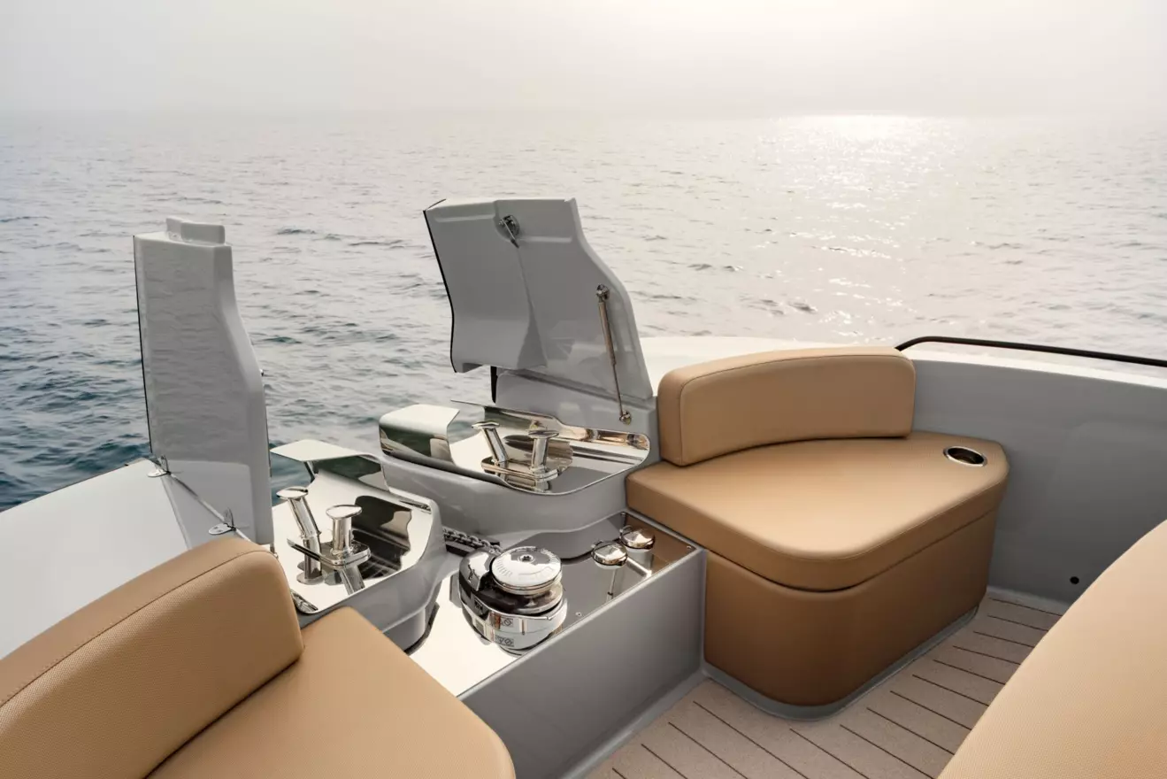 MARCOPOLO MP12 - bow chairs.jpg