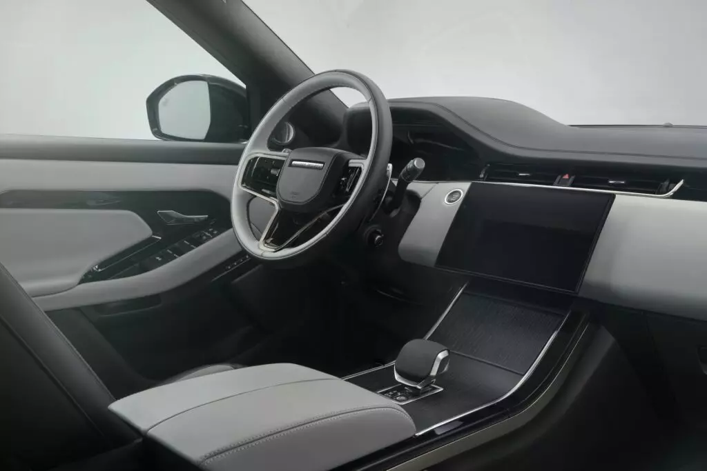 RR-Evoque-unutrasnjost-1024x683.jpg