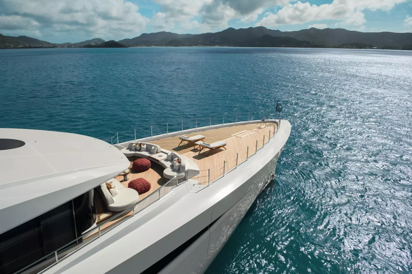 The multifunctional private terrace on the upper deck of Amor &agrave; Vida, directly accessible from the panoramic owner's suite