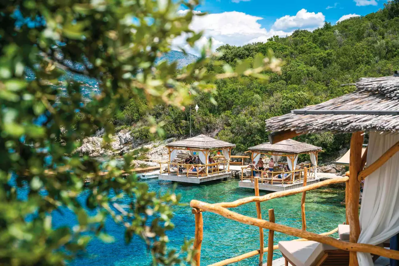 bowa-beach-bar-00.jpg