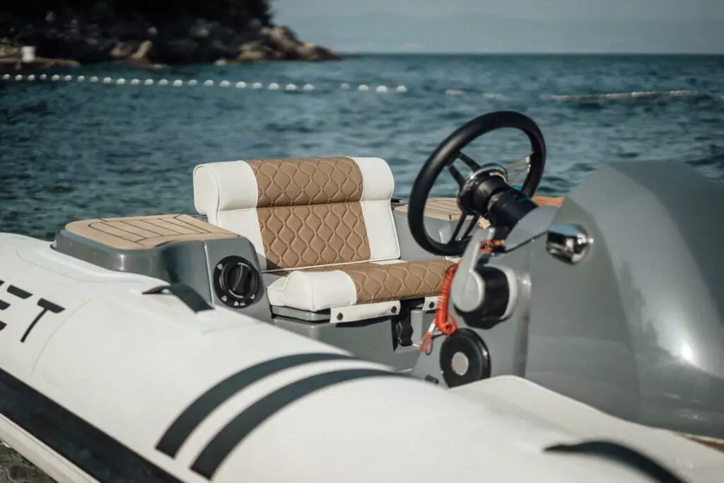 EJET-4x-tender-console-1024x683.jpg