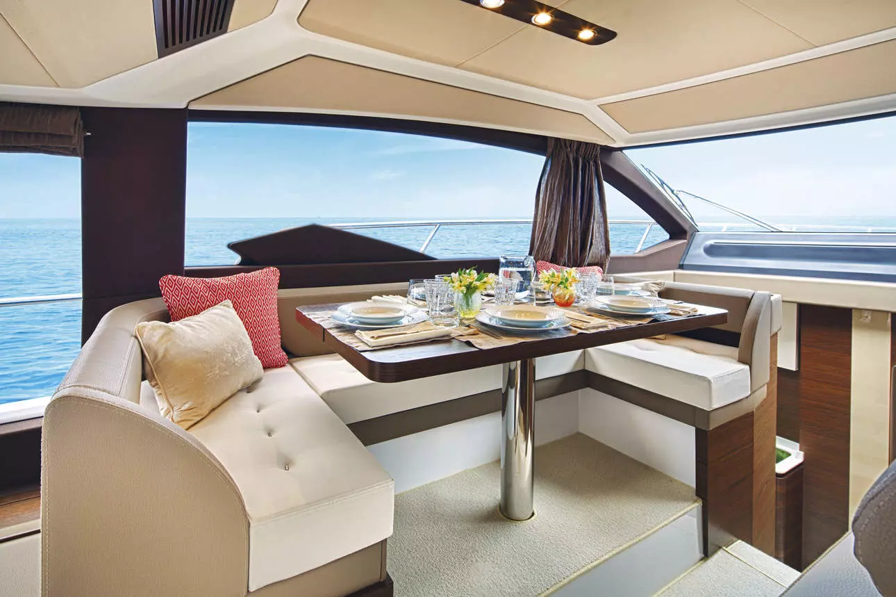 Azimut 50 Fly blagovaona