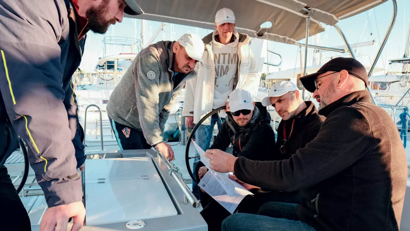 adria-libar-yacht-crew-training-courses-00.jpg