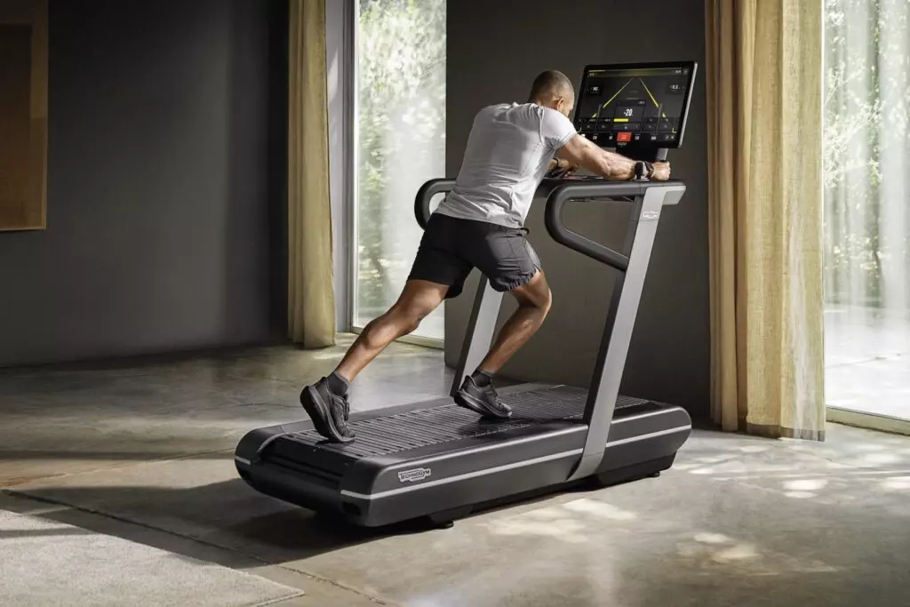 TechnogymRun-traka-za-trcanje-1024x683.jpg