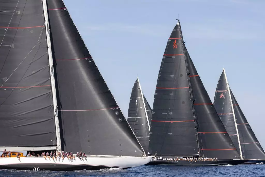 j-class-jedrilice-03-1024x683.jpg