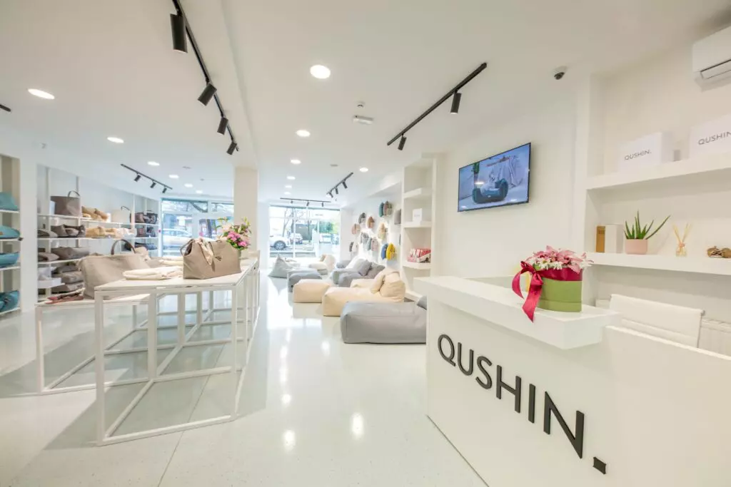 qushin-zagreb-showroom-1024x683.jpg