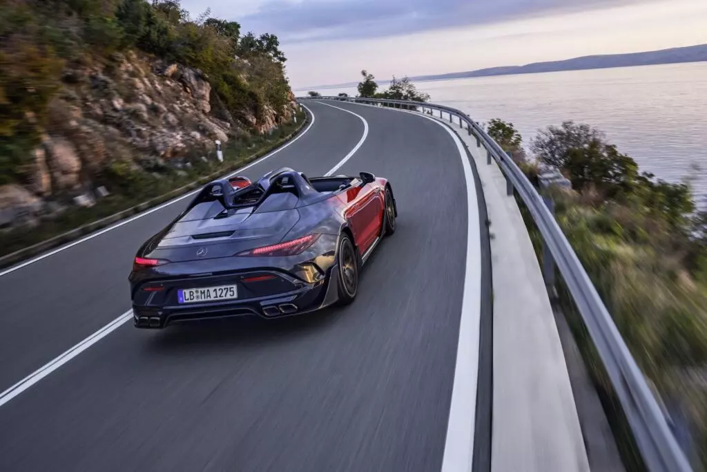 Mercedes-AMG PureSpeed straznji dio