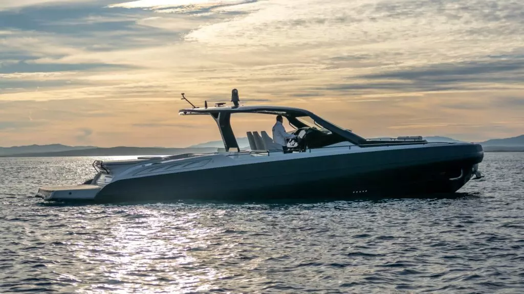 SACS-Rebel-47-maxi-rib-1-1024x576.jpg