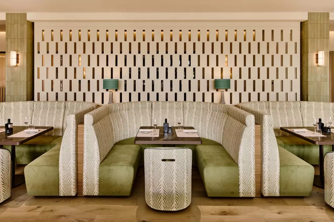 HOKU Restaurant & Lounge, Falkensteiner Resort Lake Garda 