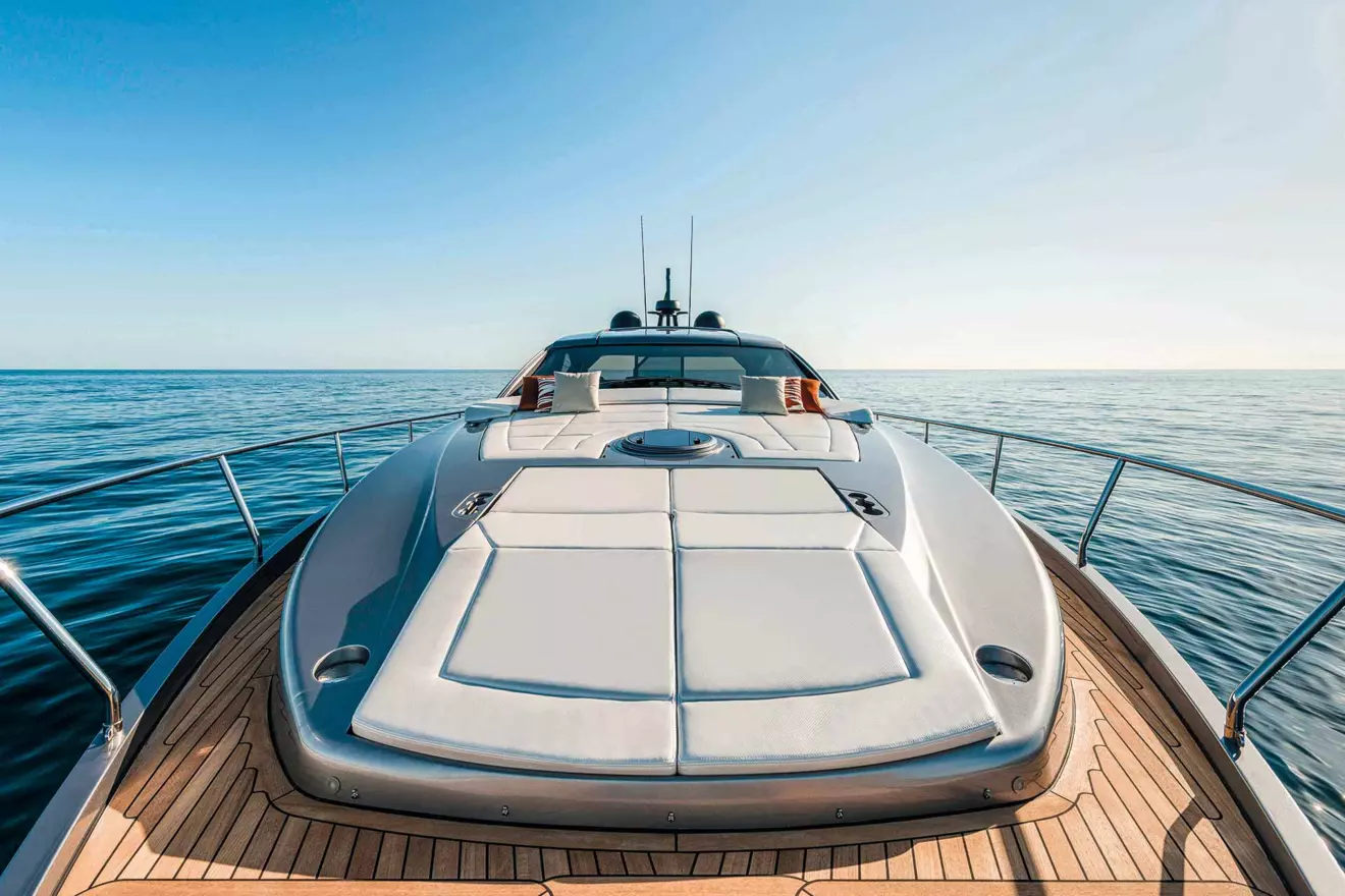 Pershing 6X