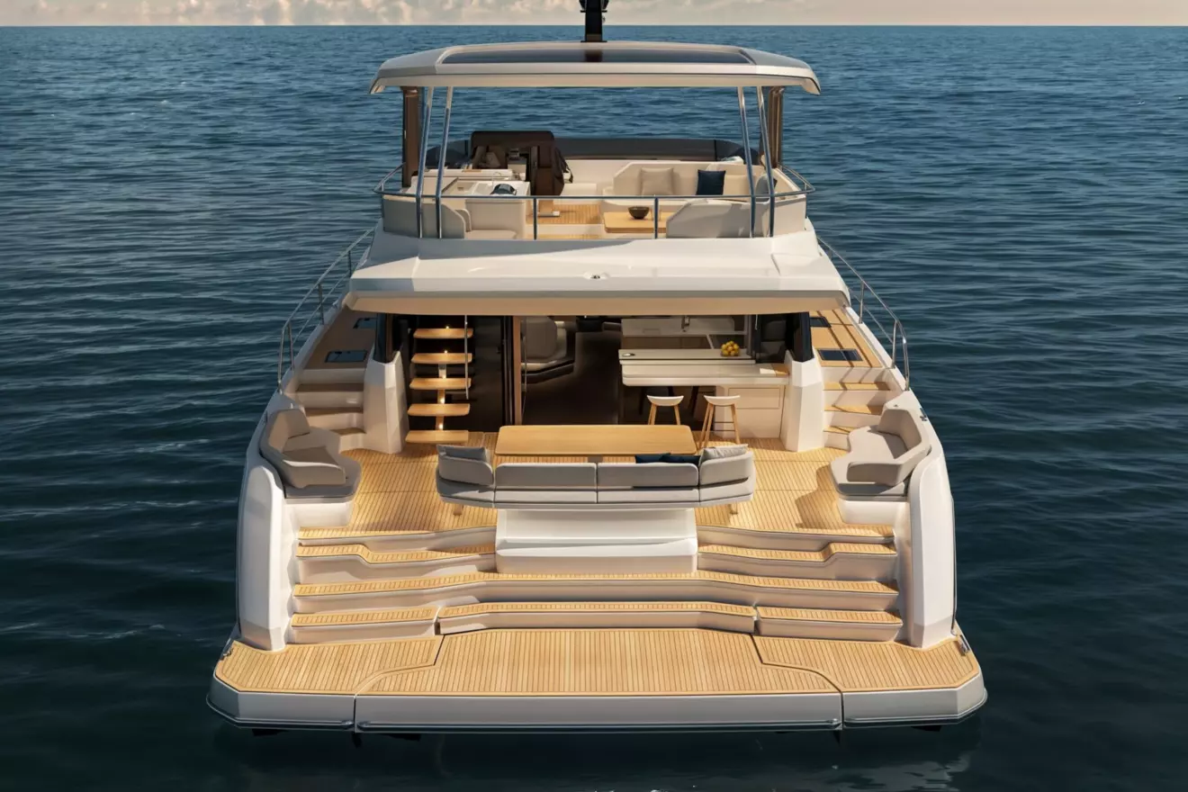 Veya 53 - aft view.jpg
