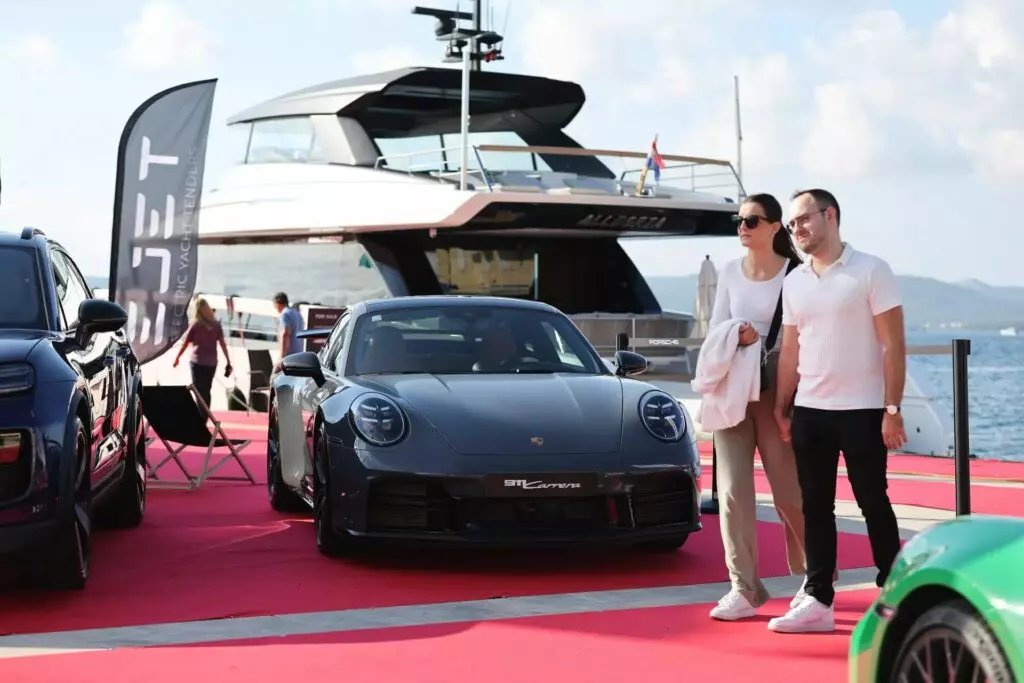 biograd-boat-show-2024-auti-1024x683.jpg