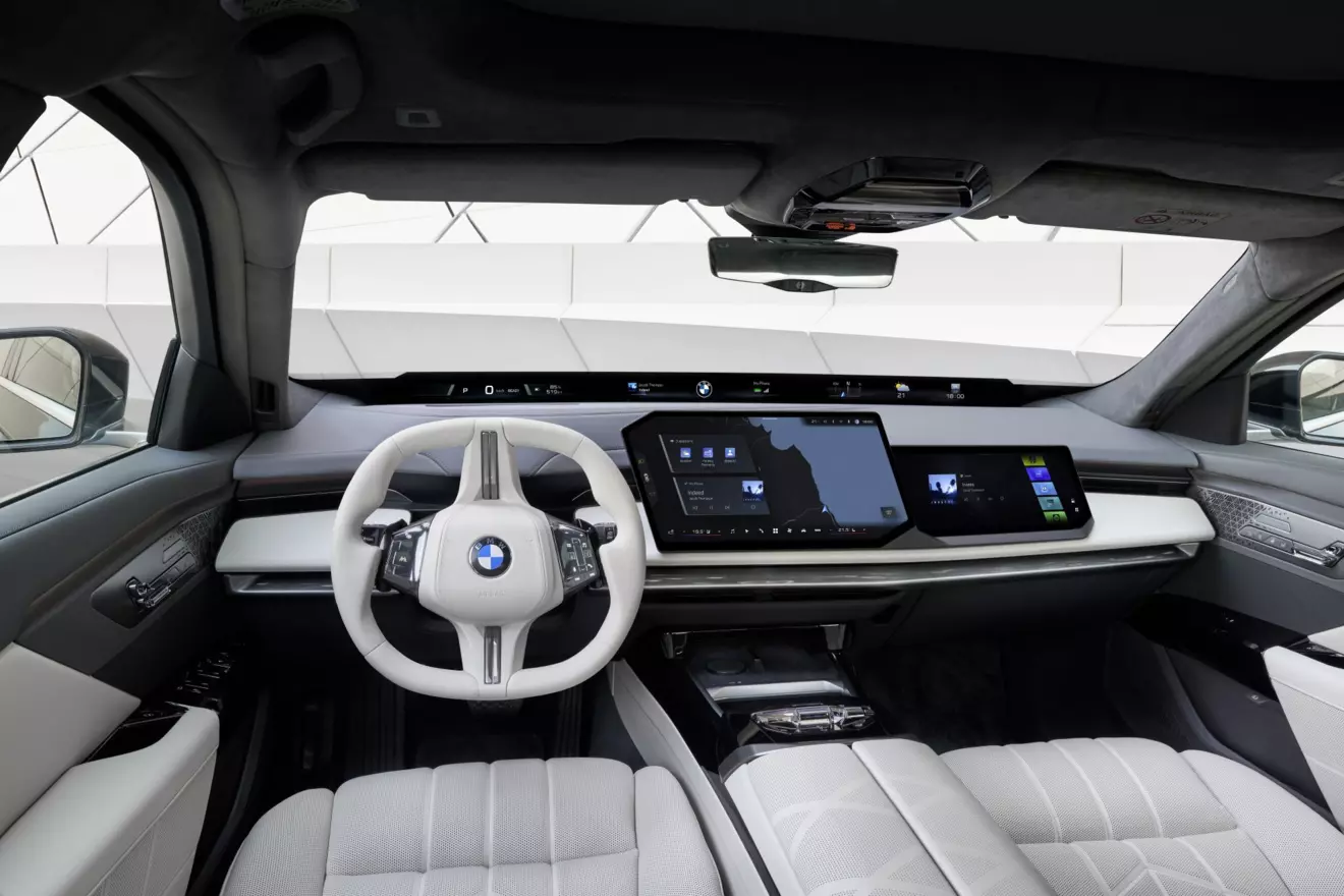 bmw serije 7 - unutrasnjost.jpg