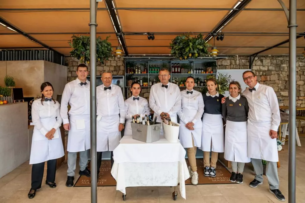 martinis-marchi-service-team-1024x683.jpg