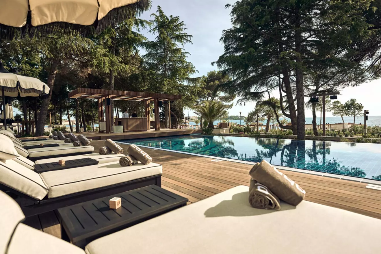 Pical-Resort-Purobeach-Club-01.jpg