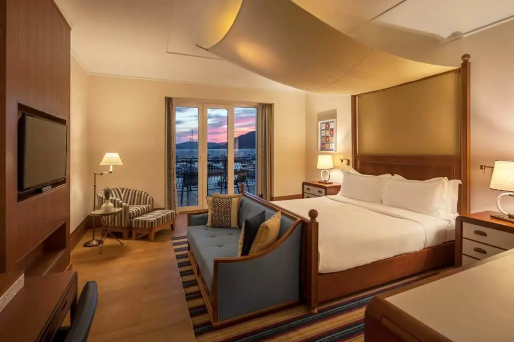 regent-porto-montenegro-deluxe-venezia-1024x683.jpg