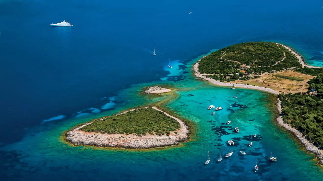  Budikovac, otok Vis