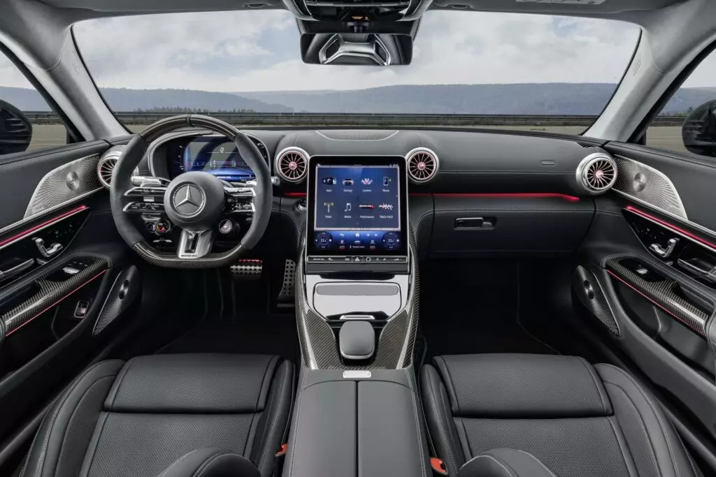 Mercedes AMG GT Coupe unutrasnjost