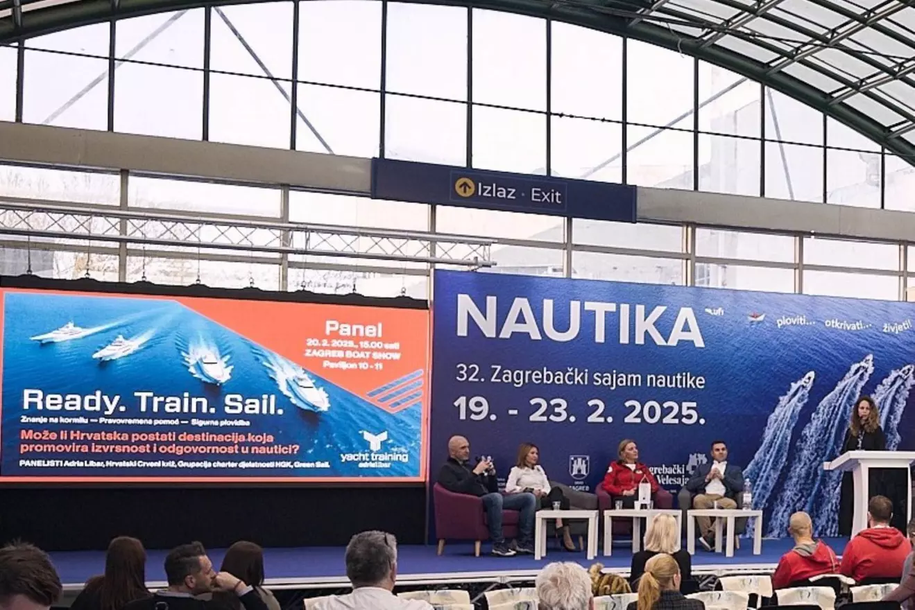 Adria-libar-ZV25.jpg