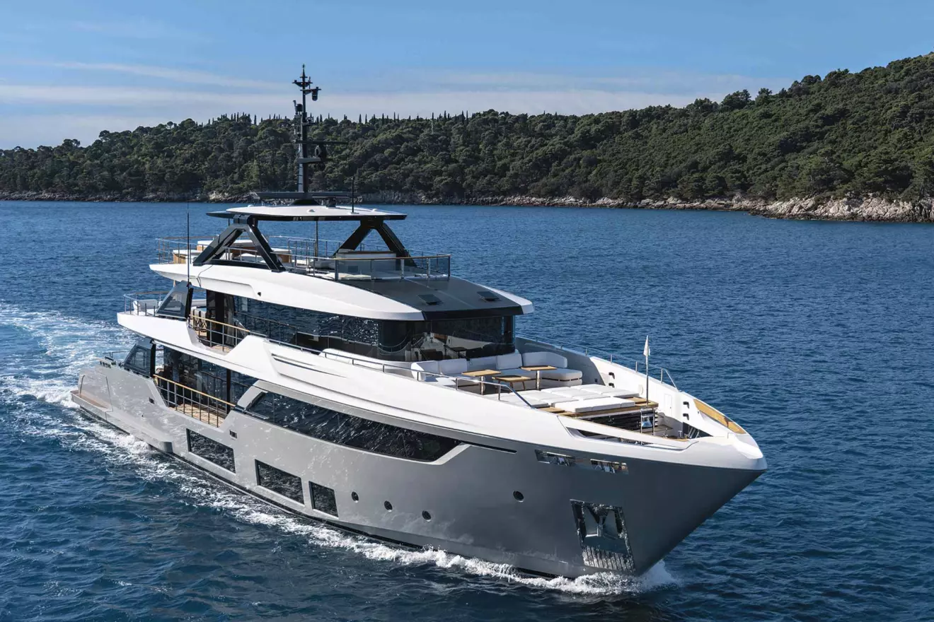 custom-line-navetta-38-12.jpg
