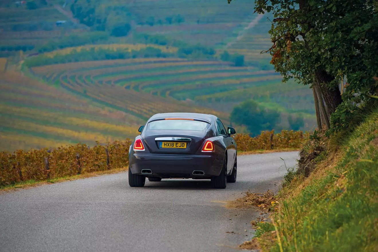 Rolls Royce Wraith Luminary