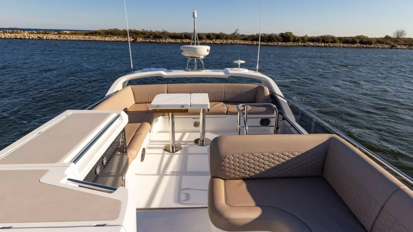 Galeon 480 Fly - flybridge.jpg