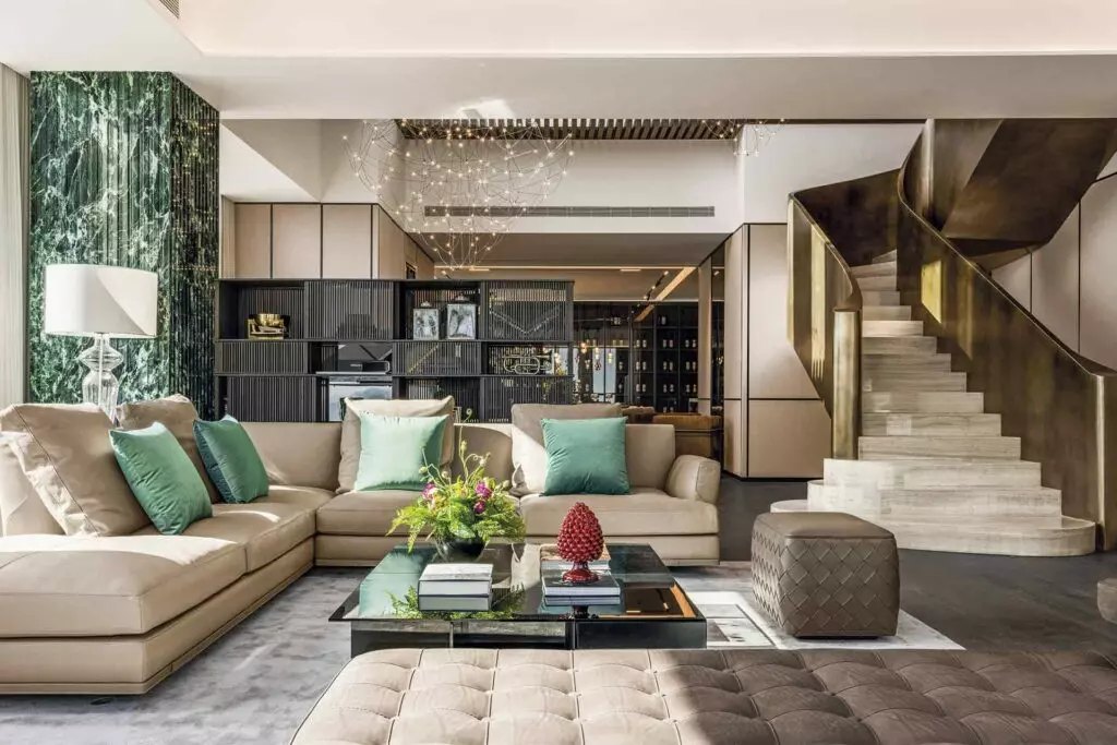 Dnevni boraak, Pulina Exclusive Interiors