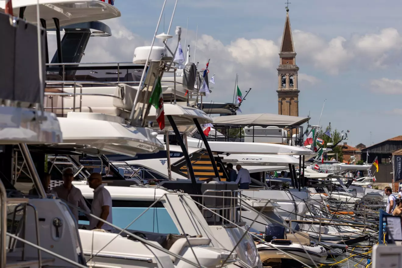 venice boat show - yachts.jpg