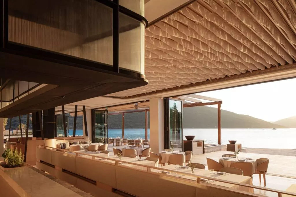 One&Only Portonovi, restoran Sabia