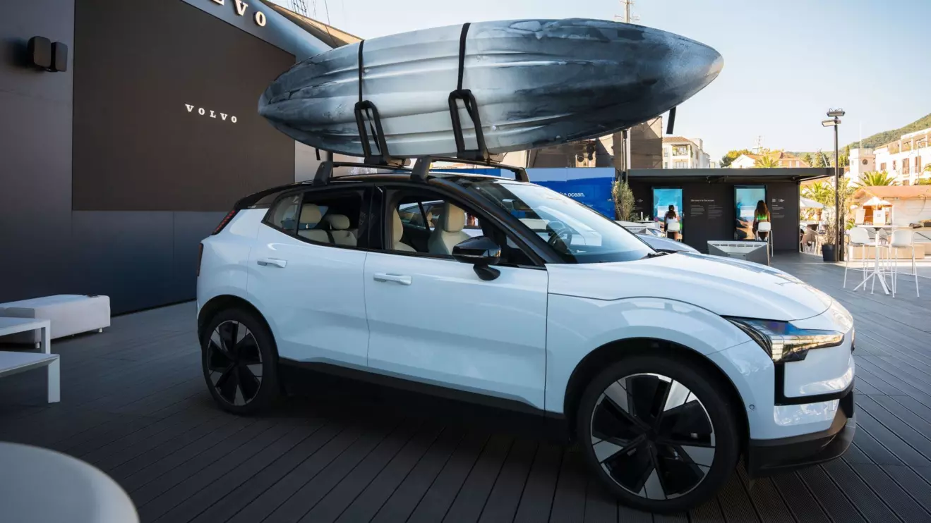 volvo ex30-tivat.jpg