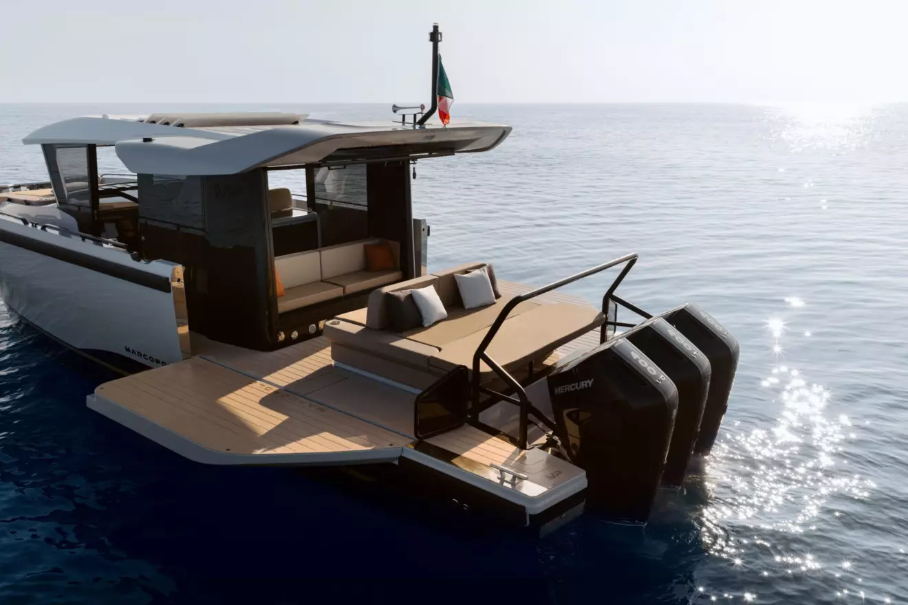 MARCOPOLO MP12 - engines.jpg