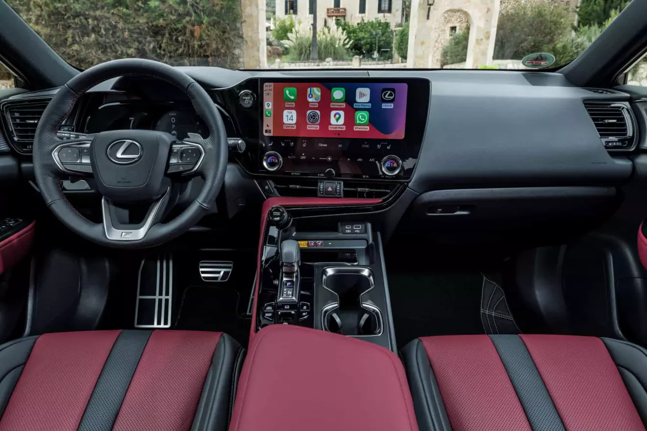 lexus nx unutrasnjost