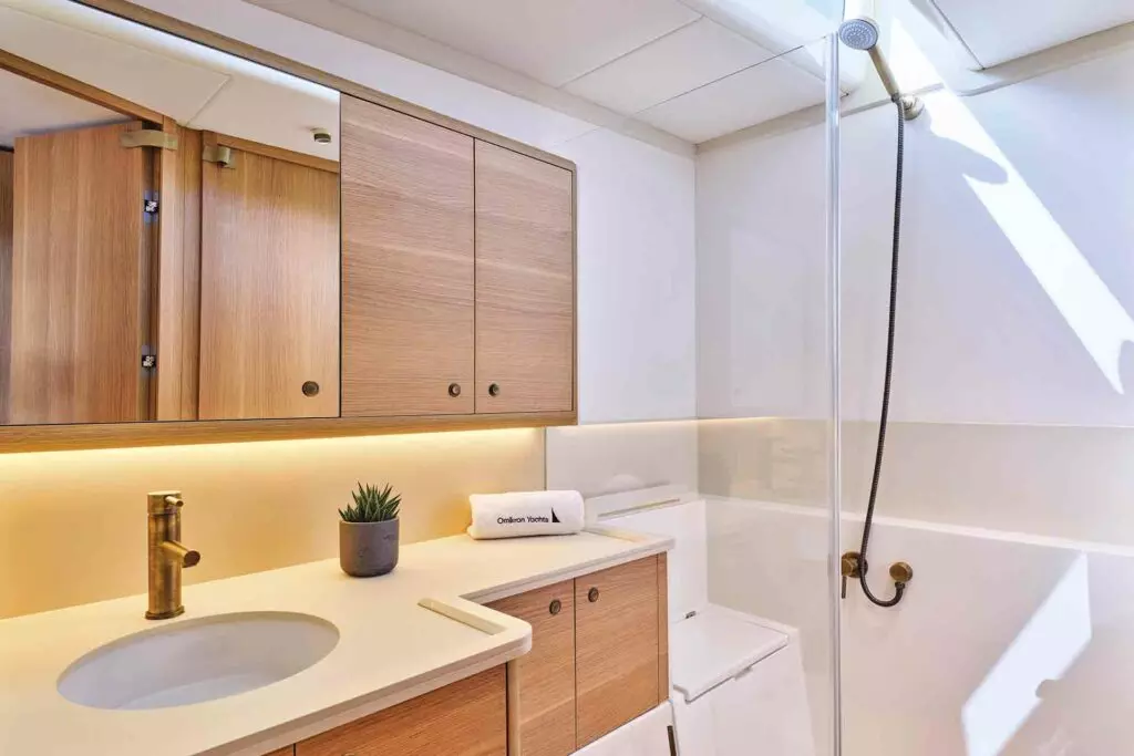 omikron-ot60-bathroom-00-1024x683.jpg