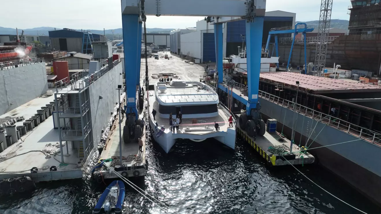 VisionF 100 - launch.jpg