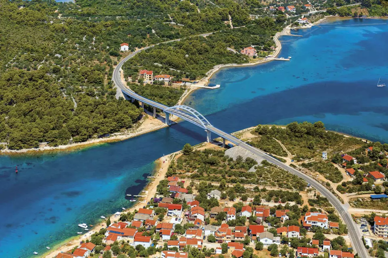 Otok Pašman prolaz Ždrelac