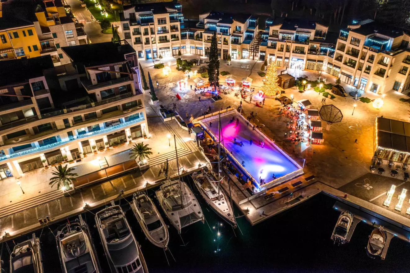 Ice Wonderland - portonovi.jpg