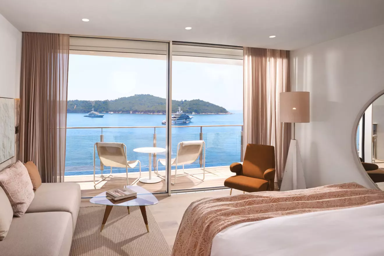 Villa-Dubrovnik-Deluxe-Grand-Sea-View-00.jpg