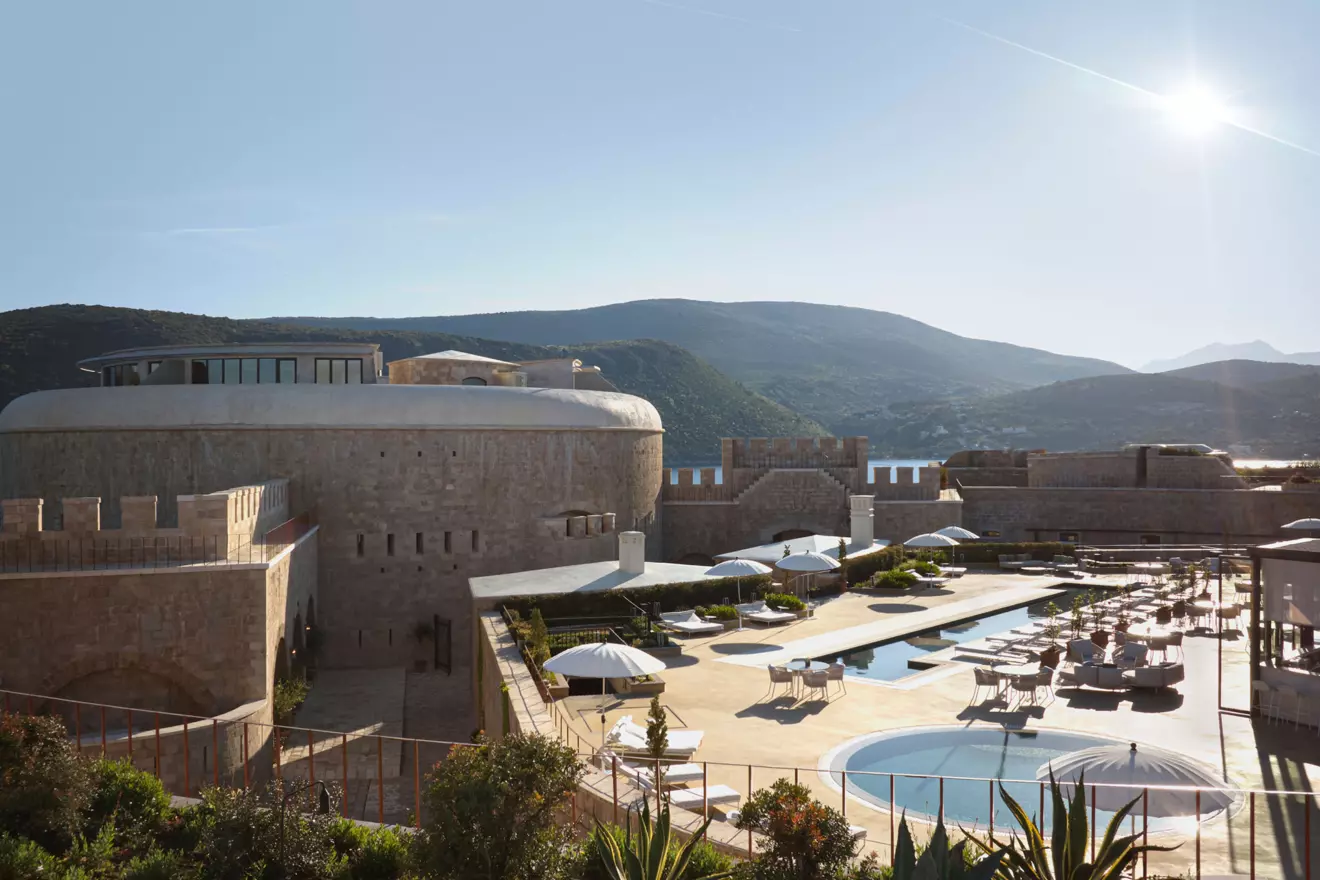 Mamula Island by Banyan Tree, bazen