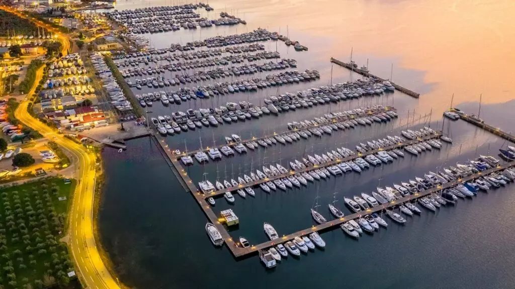 Marina-Punat-panoramska-fotografija-1024x576.jpg