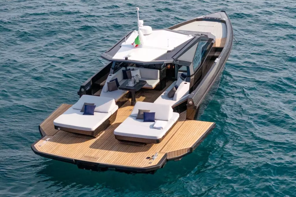 wallypower50-aft-1024x683.jpg