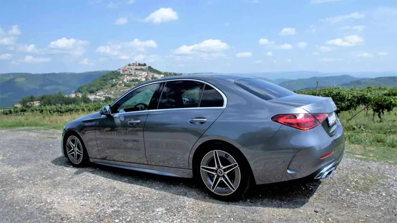mercedes-c-klasa-2021-motovun.jpg