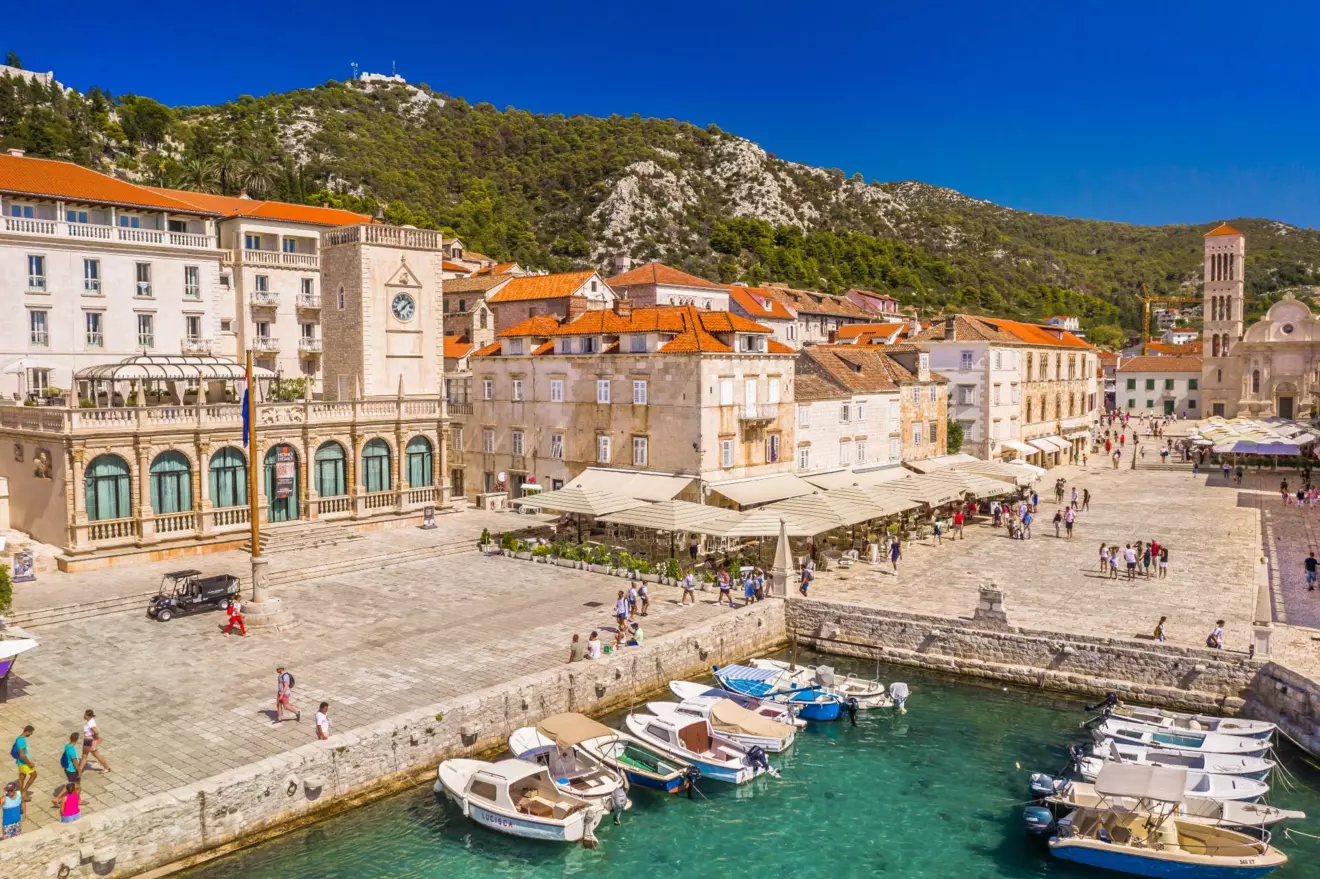 hvar-historic square pjaca.jpg