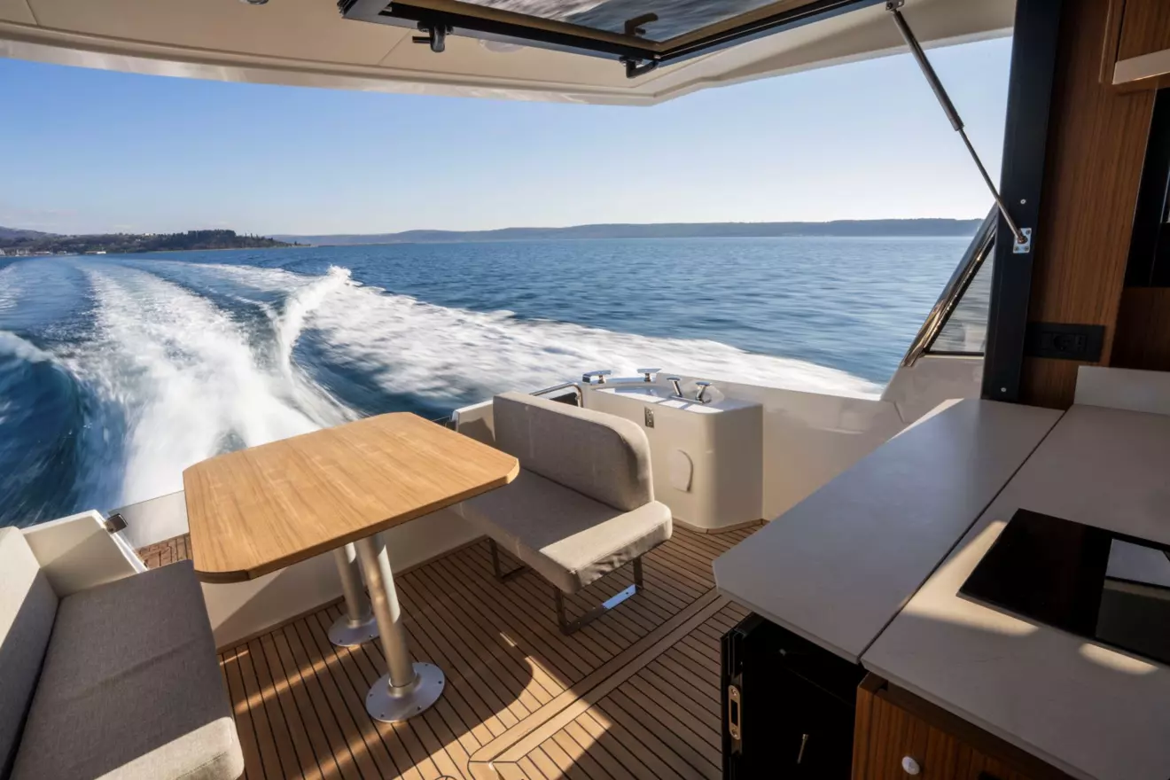 Greenline 42 - aft deck.jpg