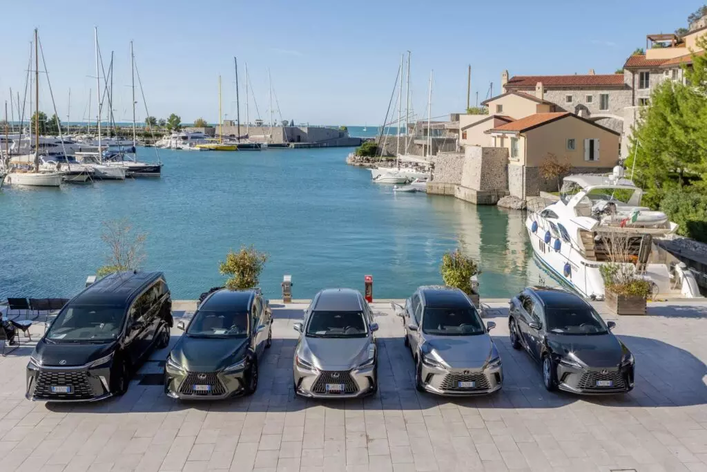 lexus-automobili-trieste-1024x683.jpg