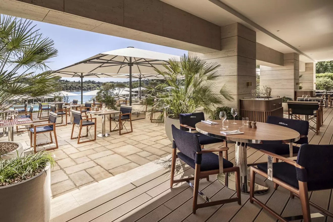 monte mulini, riva lounge